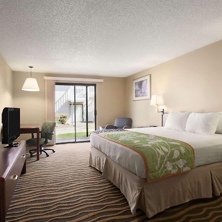 South Tacoma Suites Zewnętrze zdjęcie
