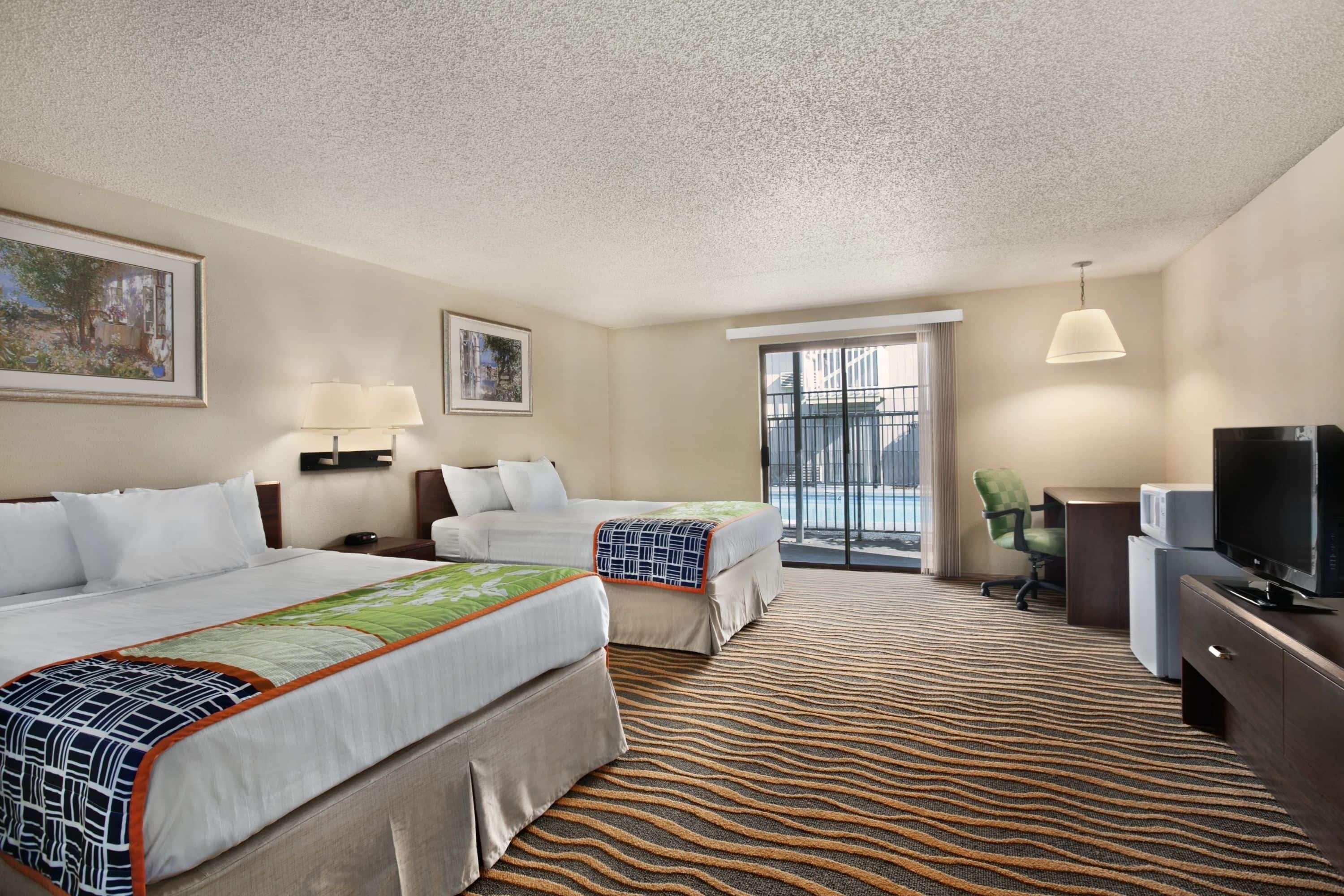 South Tacoma Suites Zewnętrze zdjęcie
