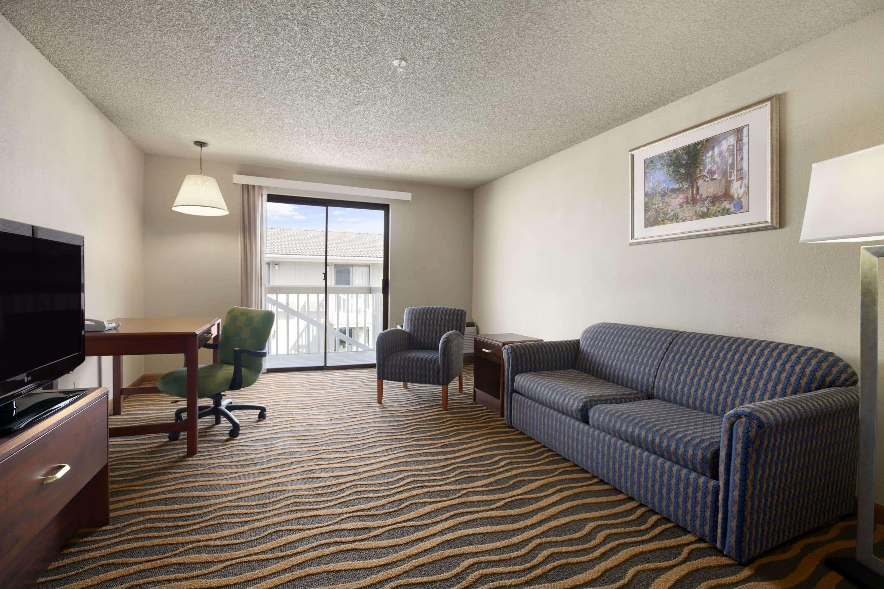 South Tacoma Suites Zewnętrze zdjęcie