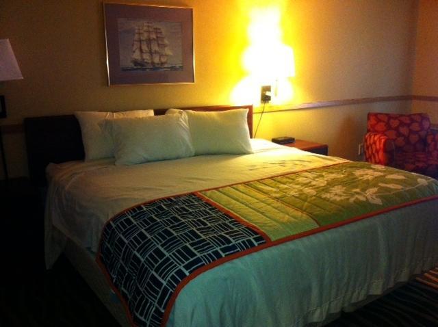 South Tacoma Suites Pokój zdjęcie